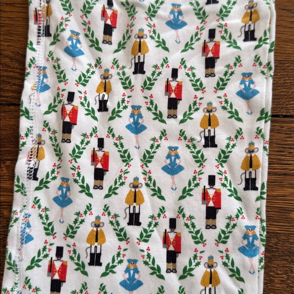 Roller Rabbit nutcracker pjs - Picture 3 of 5